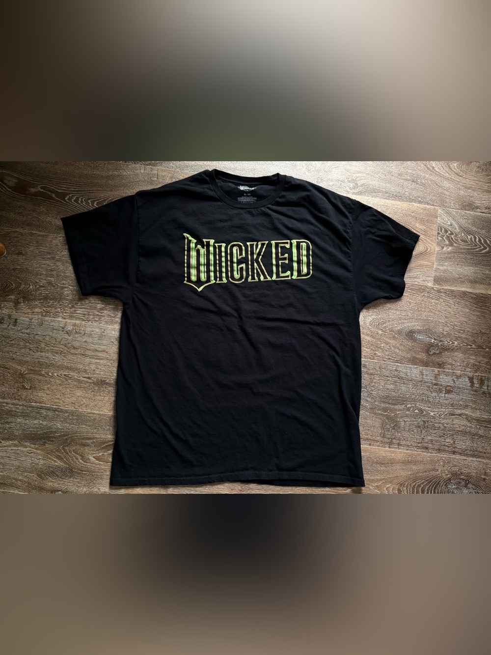 Men’s Wicked T-Shirt Size XL